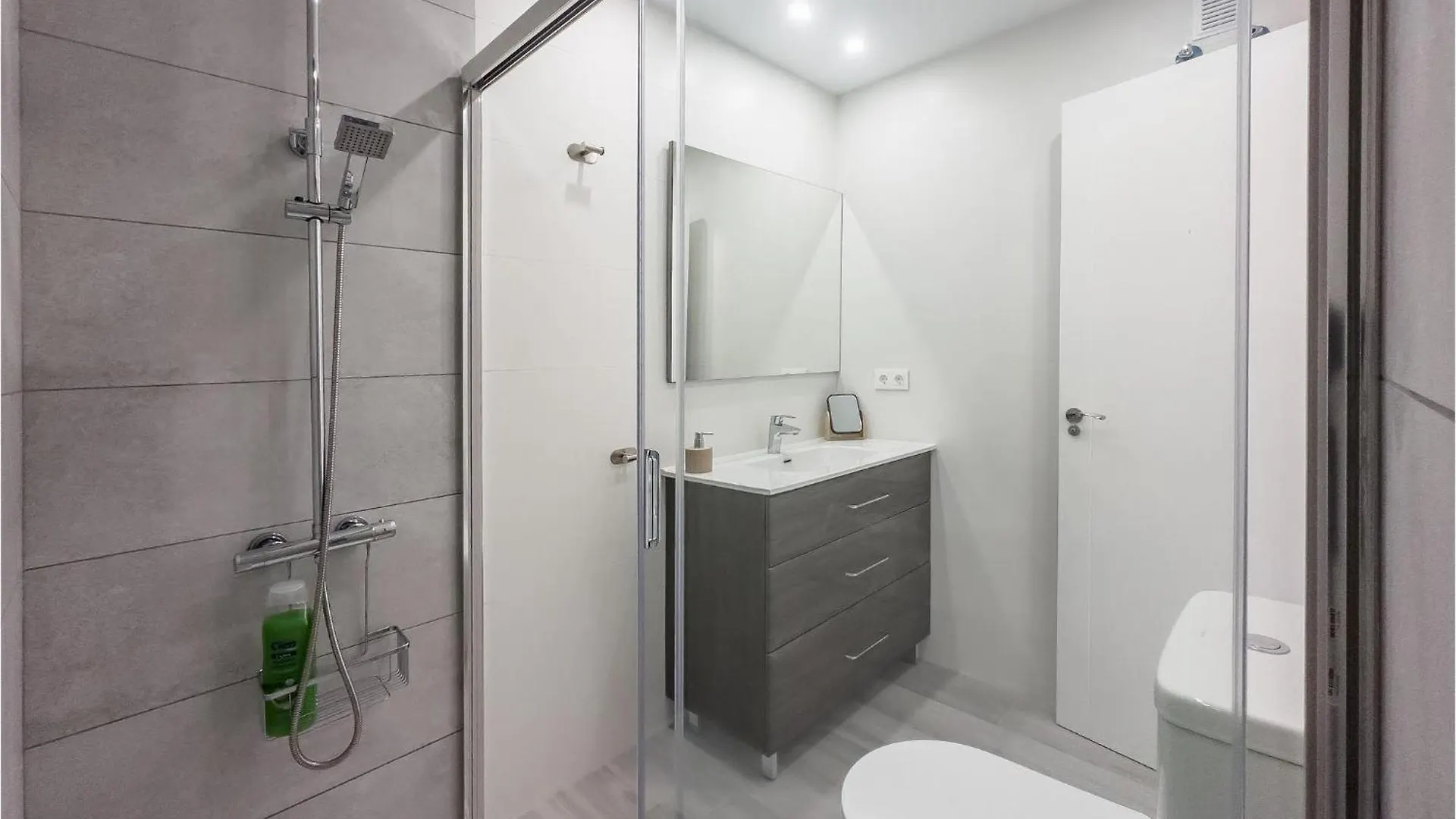 Nice Apartment In La Cala Del Moral With Kitchen